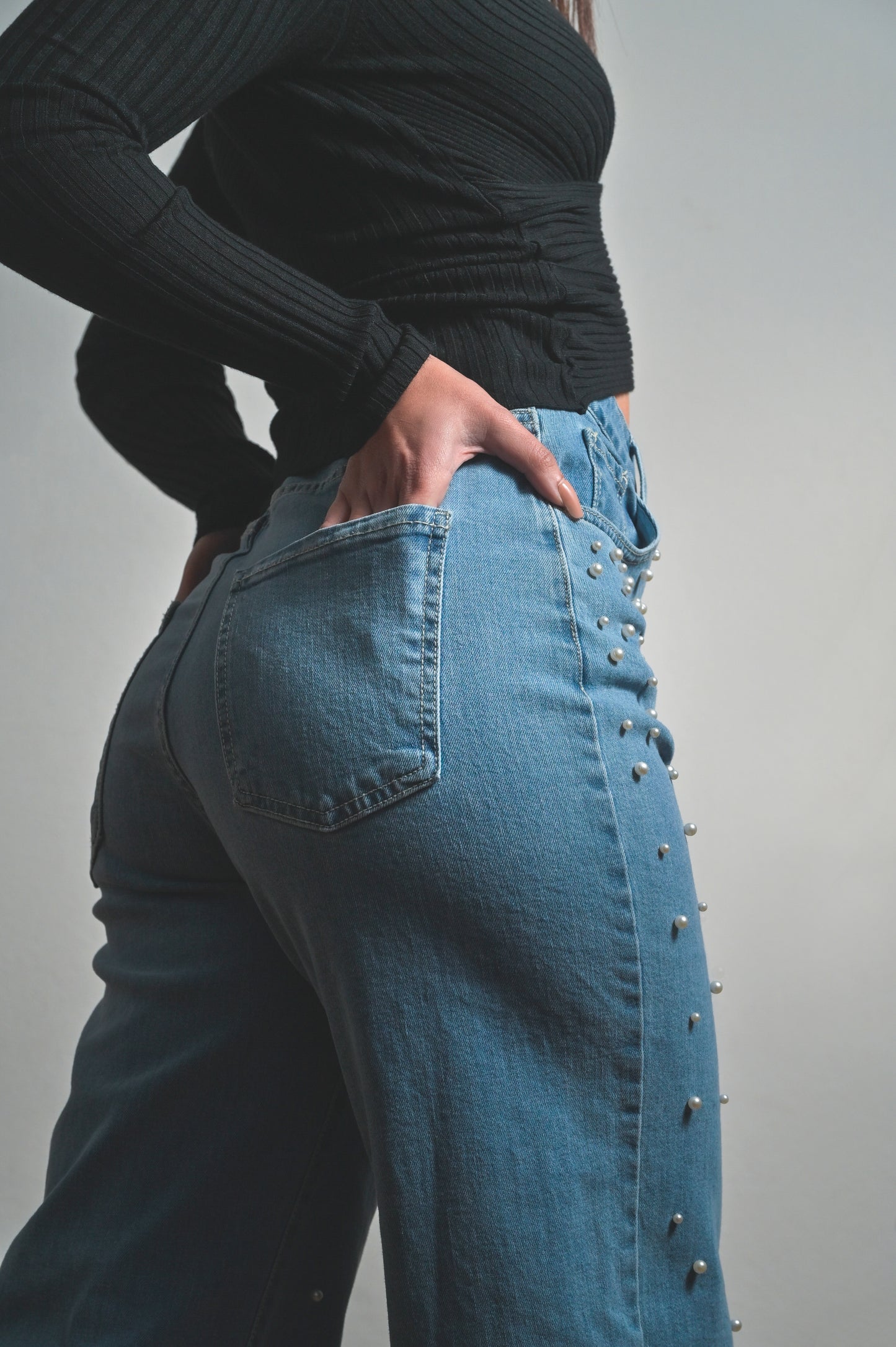 Jeans Bootcut con perline (-30%)