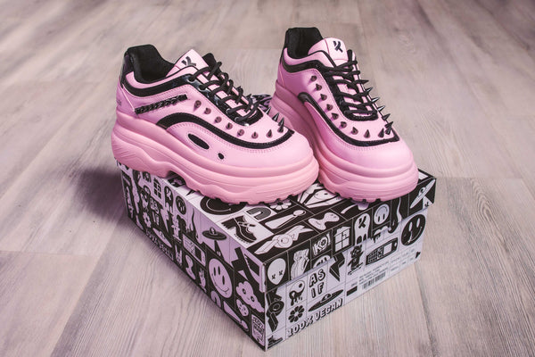 🅛🅐🅢🅣 🅞🅝🅔 !! Yandoll Pink Exile Trainers by KOI (-50%)